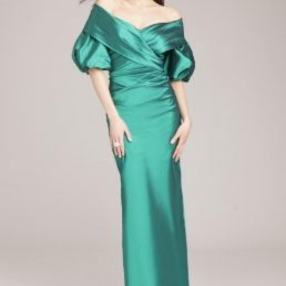 Rickie Freeman for Teri Jon Dresses & Skirts - RICKIE FREEMAN TERI JON taffeta gown